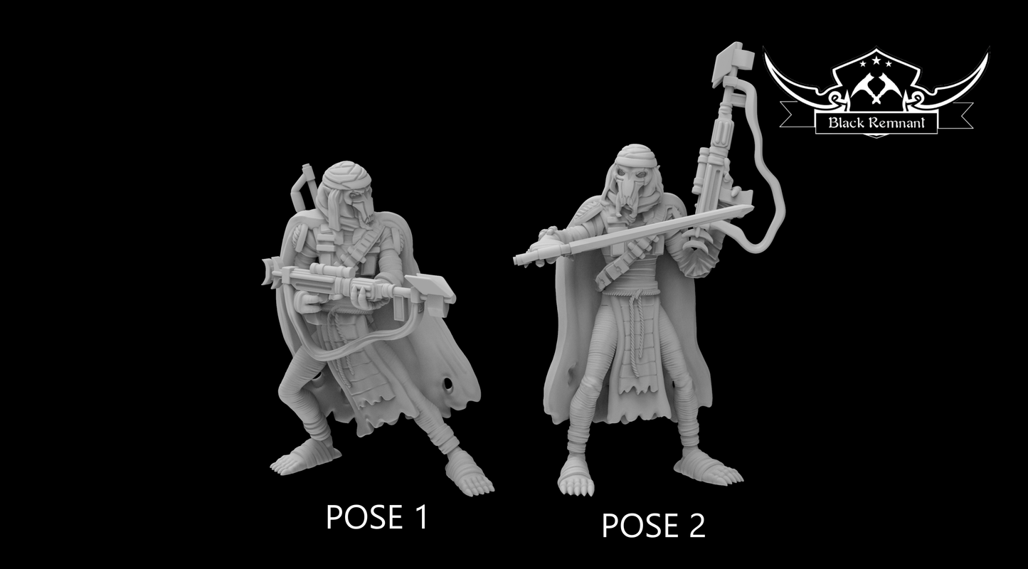 General of sands (2 poses)