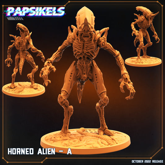 Gehörnter Alien (2 Modelle)